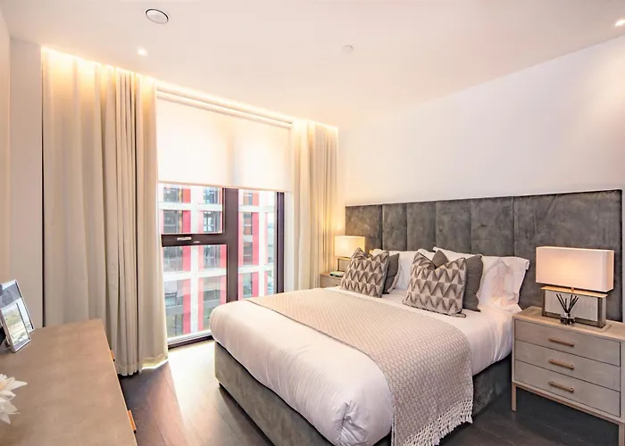 Thornes House Apartments